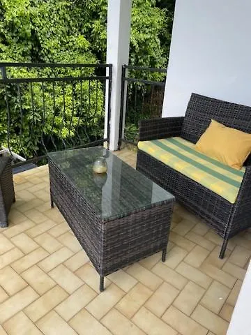 La Canopee Enchantee, Chambres D'Hotes, Piscine, Proche Aeroport, Gare Maritime Les Abymes Guest house
