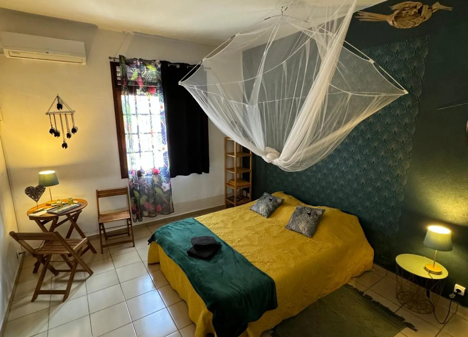 La Canopee Enchantee, Chambres D'Hotes, Piscine, Proche Aeroport, Gare Maritime Les Abymes 0*,