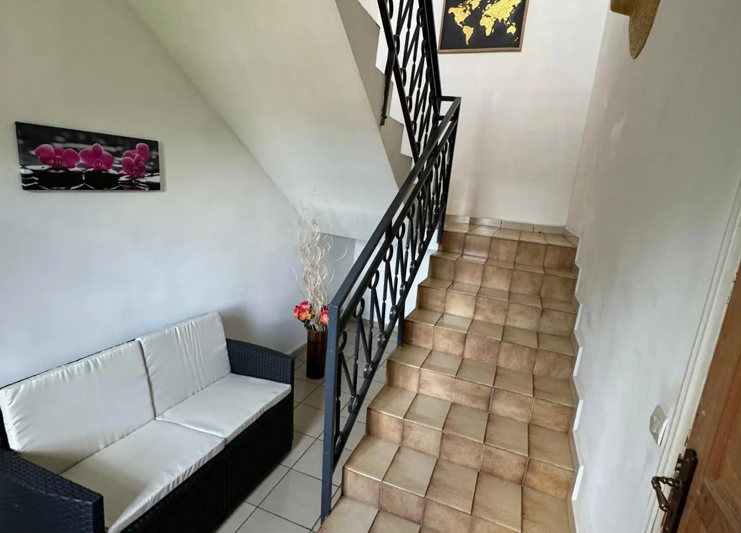 La Canopee Enchantee, Chambres D'Hotes, Piscine, Proche Aeroport, Gare Maritime Les Abymes Guest house