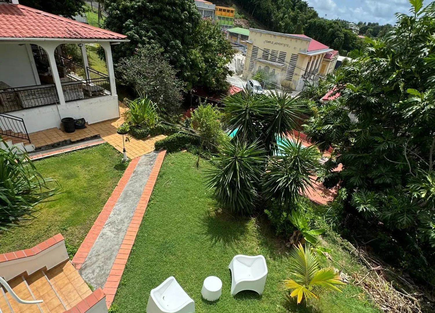 Guest house La Canopee Enchantee, Chambres D'Hotes, Piscine, Proche Aeroport, Gare Maritime Les Abymes Guadeloupe